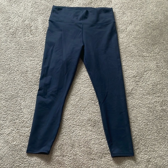 Fabletics leggings - Picture 2 of 2